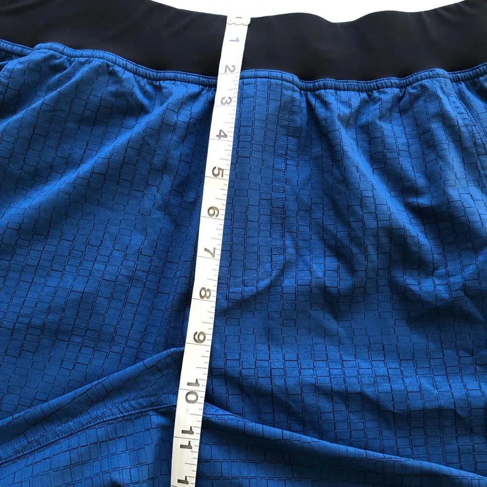Lululemon Athletica Men’s Size M Nylon Blue Swimming Trunks Activewear Shorts